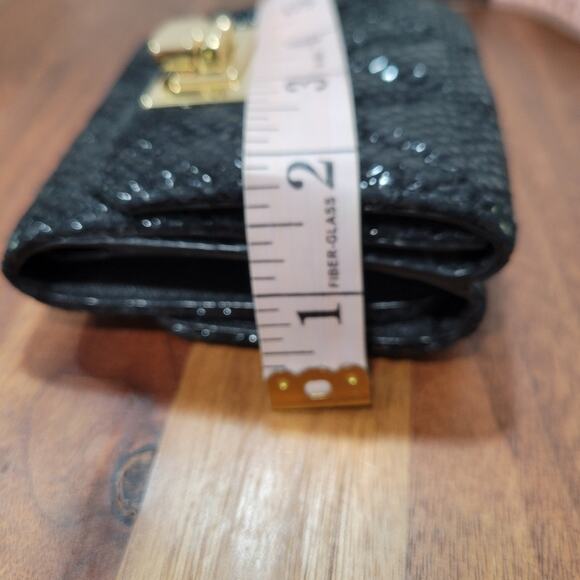 Michael Kors Leather Faux Snakeskin Tri Fold Wallet Card Slots ID Window Gold - Picture 10 of 10